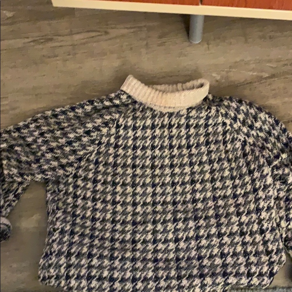Theory Winter sweater